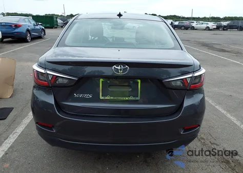 2019 Toyota Yaris Le z USA, uszkodzony, nr VIN 3MYDLBYV3KY520708